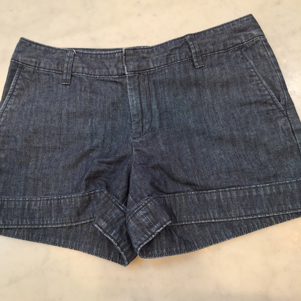 Gap Denim Shorts Womens Size 6 Dark Wash Cuffed Cotton Casual Summer Jean Shorts